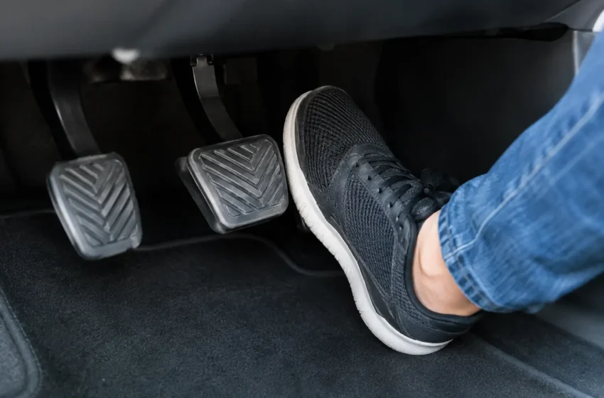 What Causes Brake Pedal Vibration When Stopping?